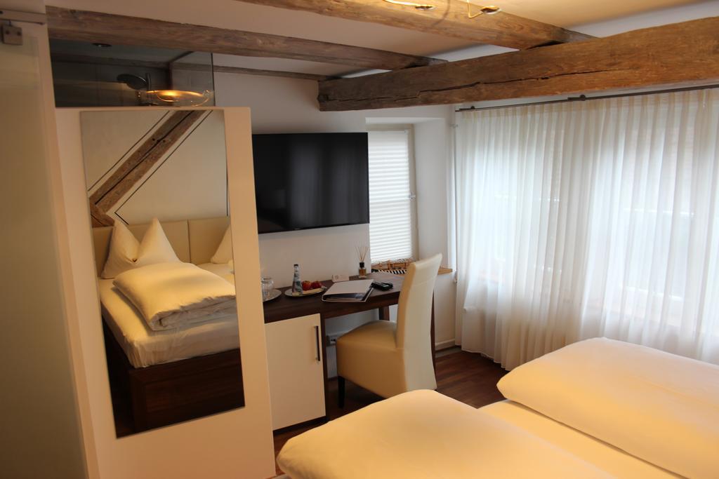 Schmales Haus 2* Ulm